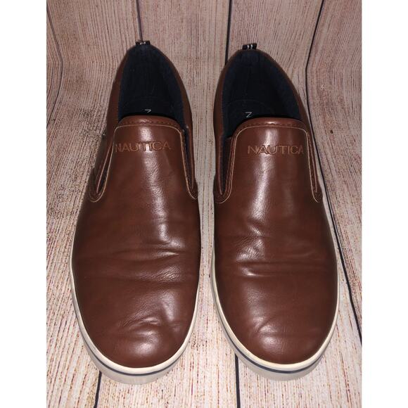 NAUTICA BOAT Slip On Brown Leather US 5 Boat LOAFER SHOES - Picture 2 of 6